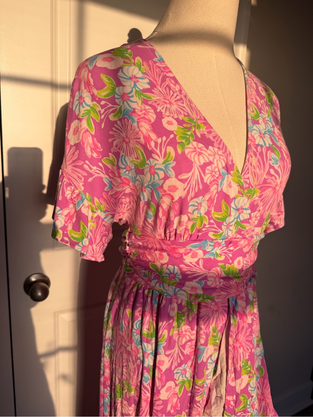 Lilly Pulitzer Pink Multi Floral Scoop Neck Dress SIZE: M - Picture 4 of 14